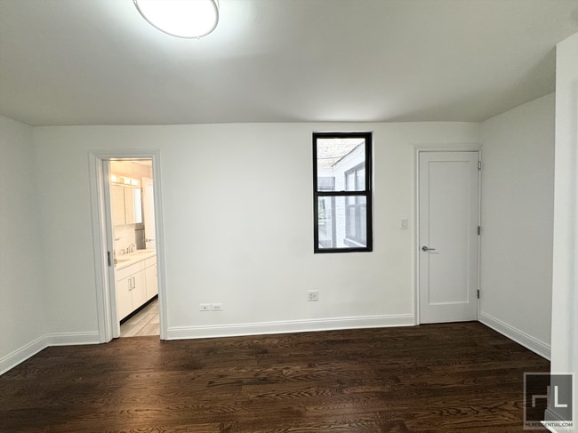 Building Photo - EAST 72 STREET