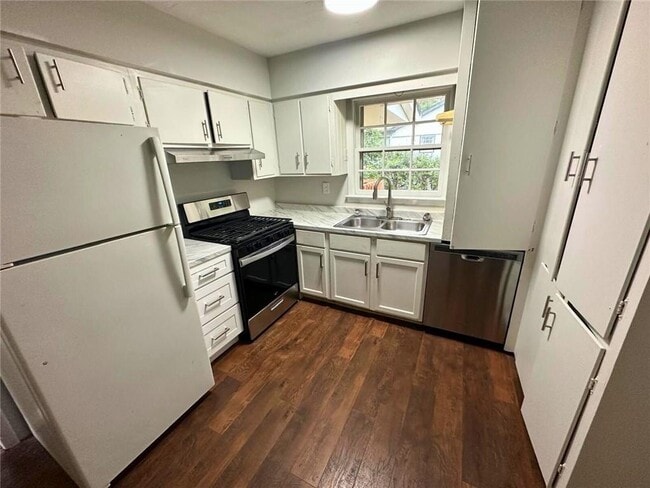 Building Photo - 4016 Shady Oak Ct