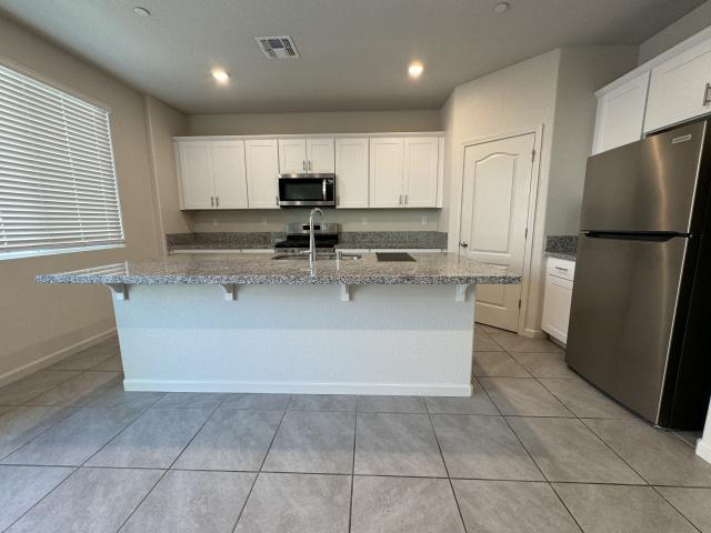 Foto del edificio - 3 bedroom in Oakley CA 94561