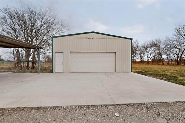 Building Photo - 6553 Private Rd 2270