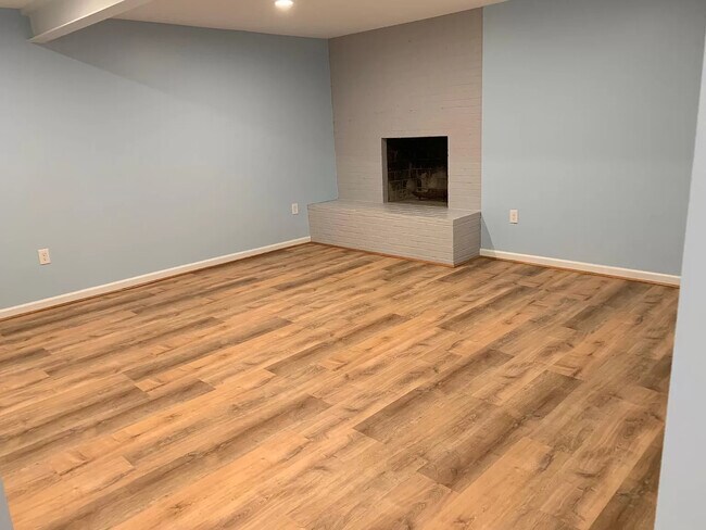 Foto del edificio - 8507 Wolftrap Rd