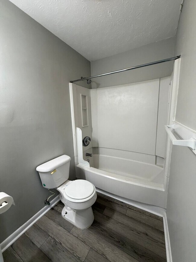 Foto del edificio - 506 Mill Cove