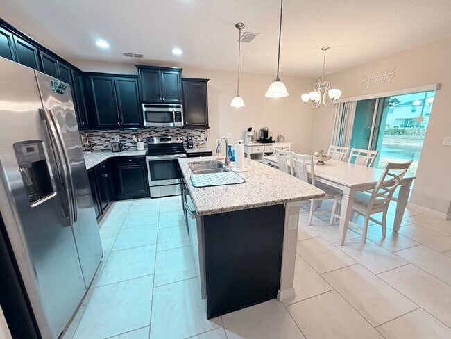 Building Photo - 249 Tarracina Way