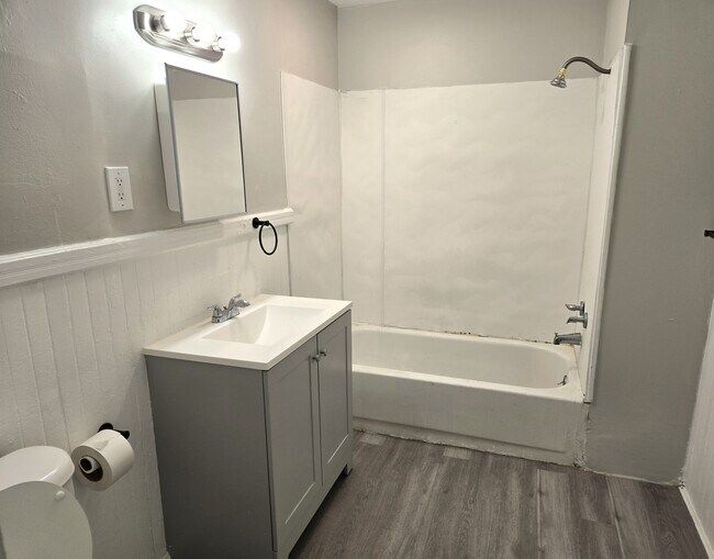 Foto del edificio - 3912 Archwood Ave