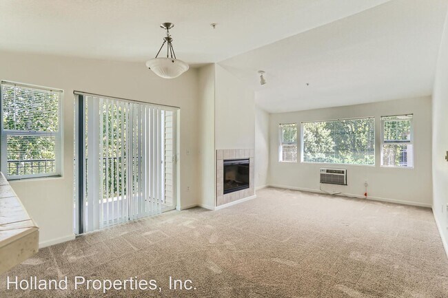 Building Photo - 2 br, 2 bath House - 740 NW 185th Ave #307