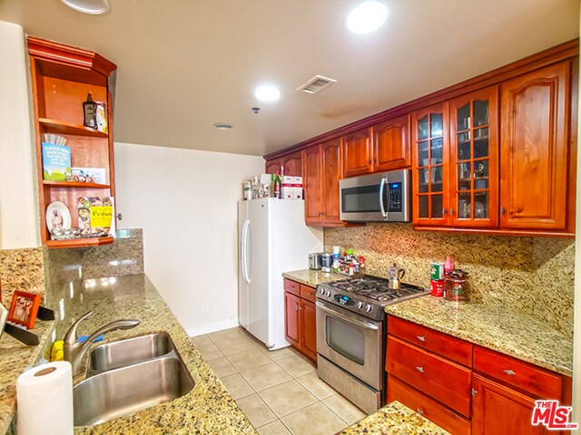 Foto del edificio - 5132 W Maplewood Ave