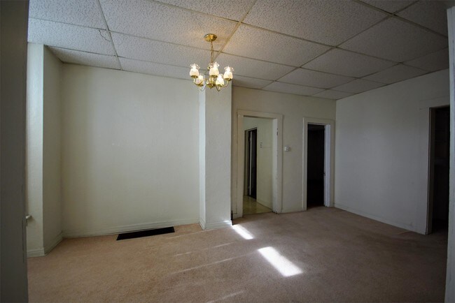 Foto del edificio - 1007 NW Central Ave