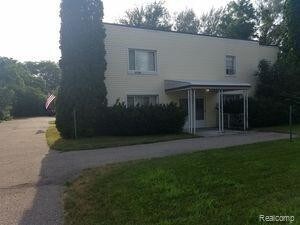 Foto del edificio - 11126 Grover St