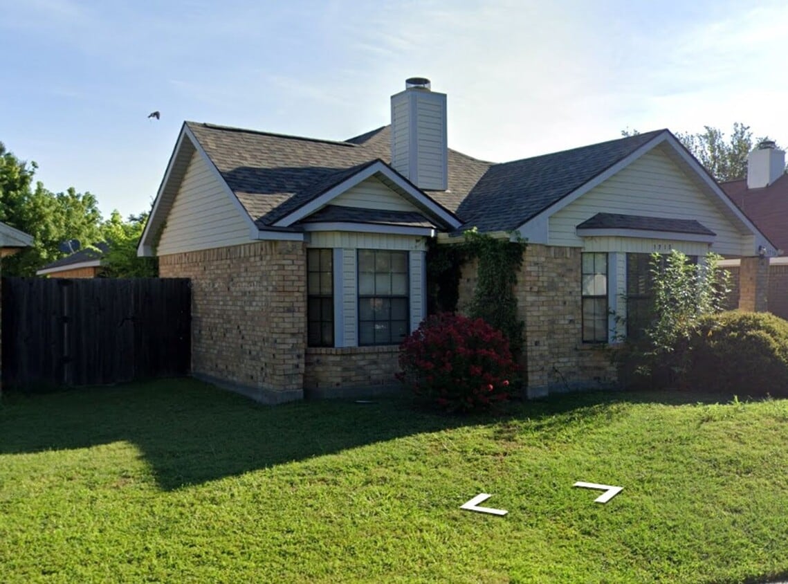 Photo - 1715 Windmill Ln (Mesquite, TX)