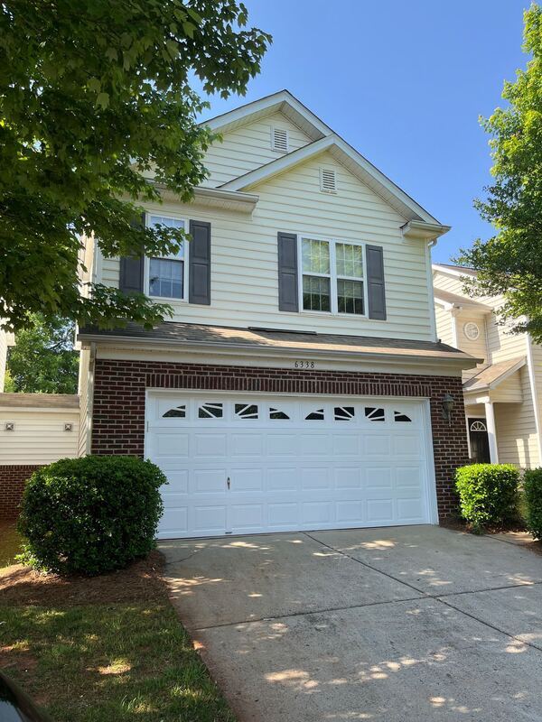 Foto principal - 6338 Morningview Ct
