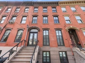 Building Photo - 155 Grand St