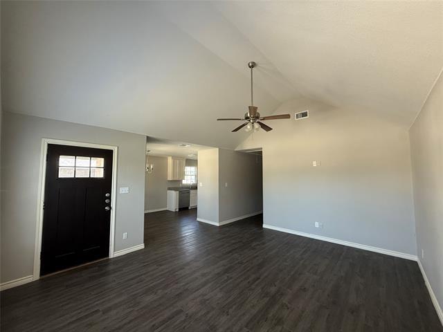 Foto del edificio - 705 S Binkley St