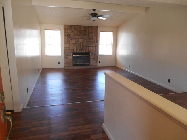 Building Photo - 1170 S Rock Blvd