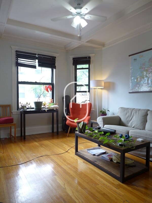 Foto del edificio - 141 Sutherland Rd