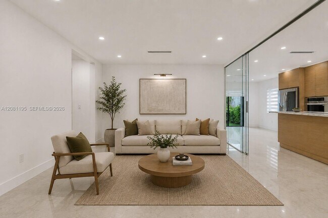 Foto del edificio - 728 Majorca Ave