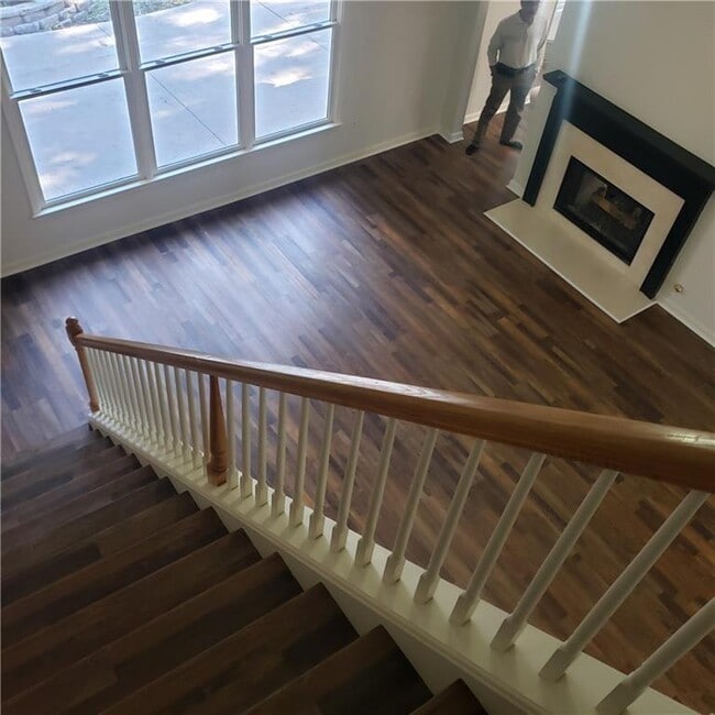 Building Photo - 6405 Ivey Creek Cir