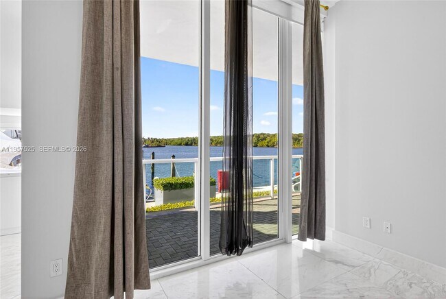 Foto del edificio - 400 Sunny Isles Blvd