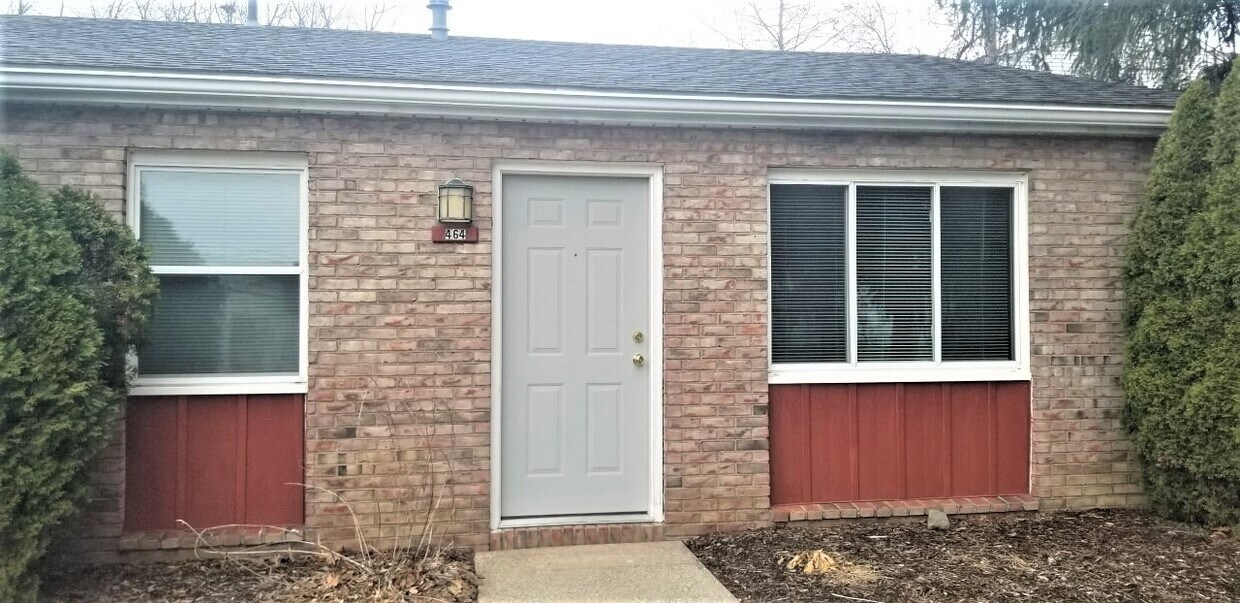 Primary Photo - 464 Seville Rd