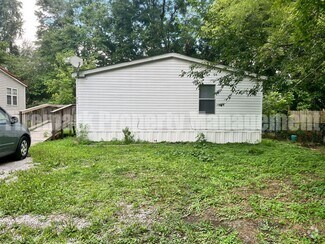 Building Photo - 313 Allen St