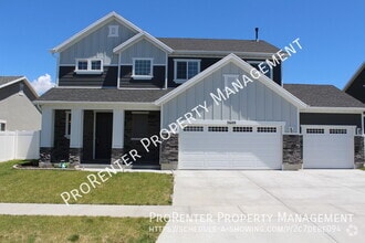 Building Photo - 3609 Water Lilly Ln