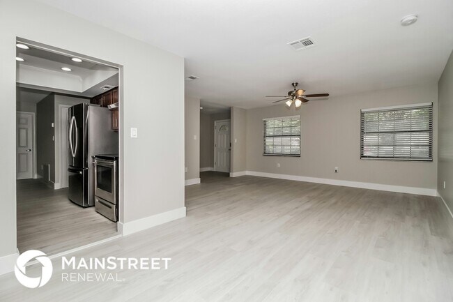 Foto del edificio - 315 Heather Ave