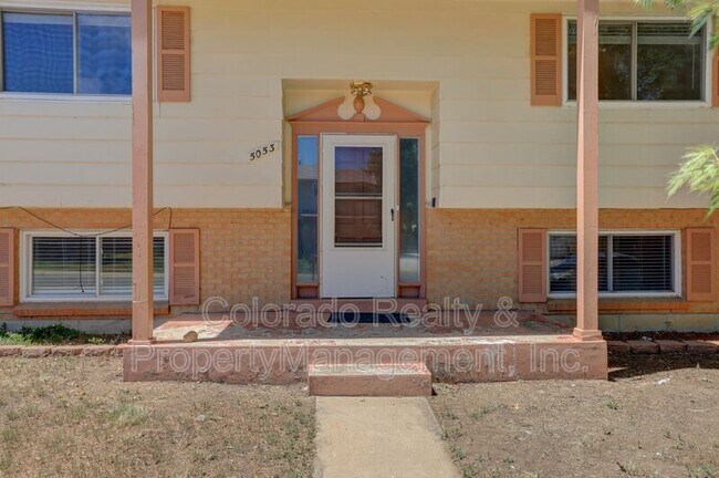 Building Photo - 5053 Tucson Way