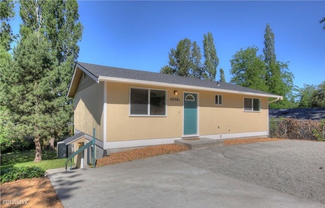 Building Photo - 6012 S Mason Ave