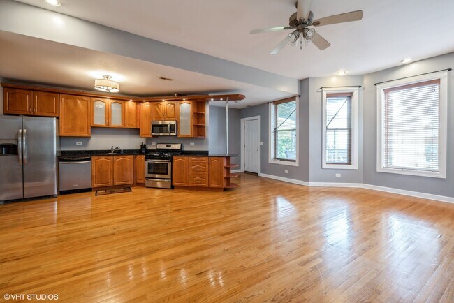 Foto del edificio - 6435 S Kenwood Ave