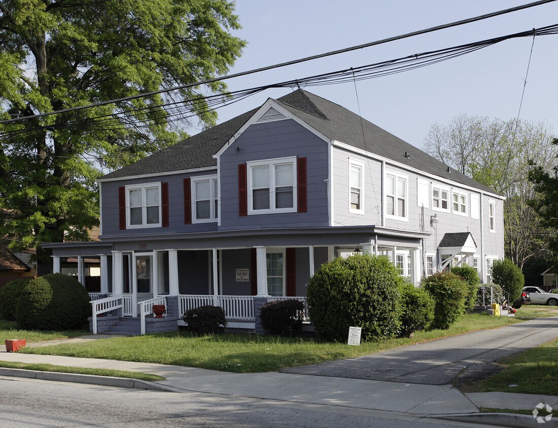Foto principal - 735 N Central Ave