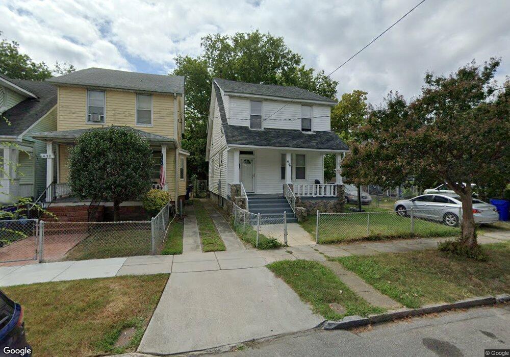 Building Photo - 639 W 36th St