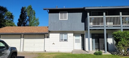 Building Photo - 5817 Helena Dr