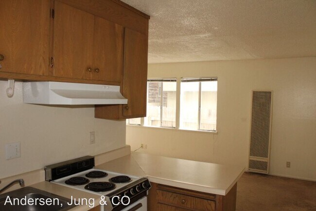 Building Photo - 1607 Milvia St
