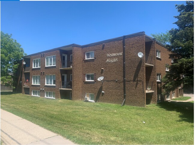 Building Photo - 30-30 Westmount Rd W