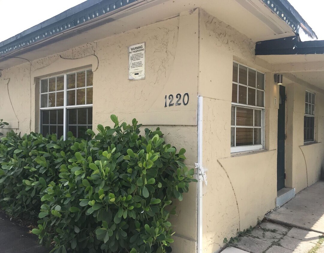 Foto del edificio - 1220 NW 3rd St