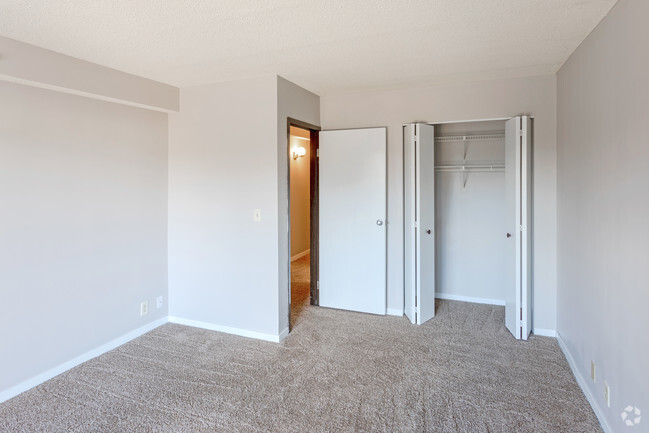 2BR, 2BA - Rainbow Plaza Apartments