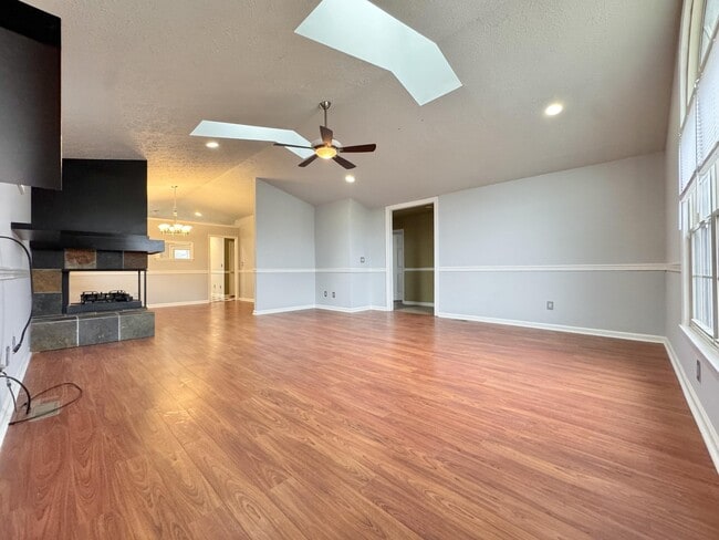 Building Photo - 628 Smugglers Notch Dr