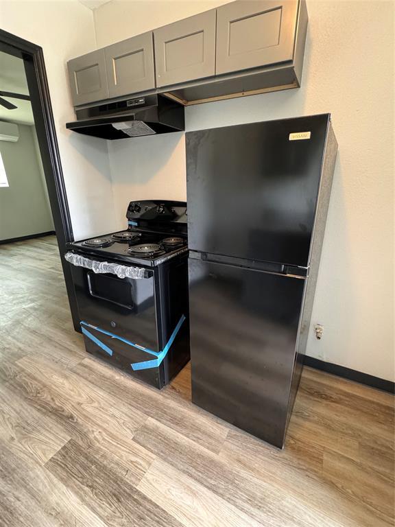 Foto del edificio - 7210 Dahlia St