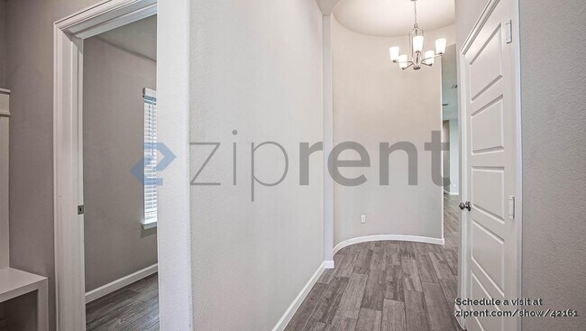 Foto del edificio - 2412 Bathwick Ln