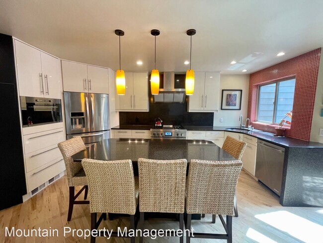 Building Photo - 3 br, 2 bath House - 1466 Silver Meadows D...