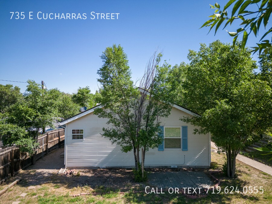 Primary Photo - Charming Duplex for Rent