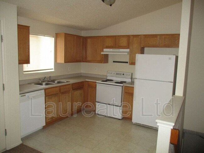 Building Photo - 11397 E 116th Ave
