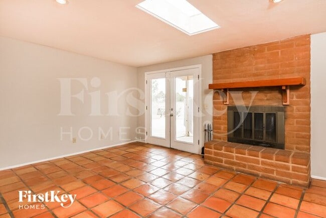 Building Photo - 9929 E Colette St