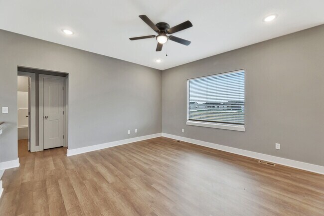 Building Photo - 4617 S Doris Ct