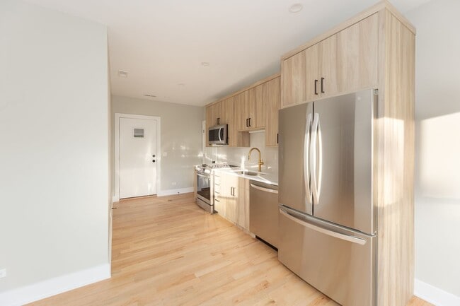 Building Photo - 2457 W Logan Blvd