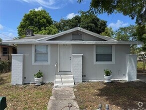 Building Photo - 153 NW 35th St