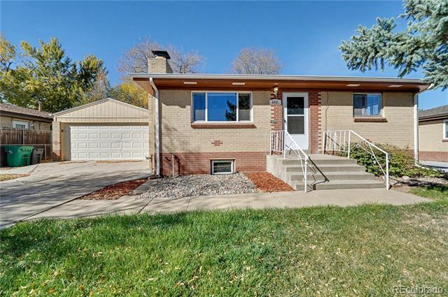 Foto principal - 3861 Moore St