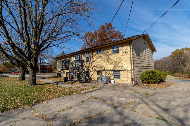 Foto del edificio - 2904 Leeway Dr