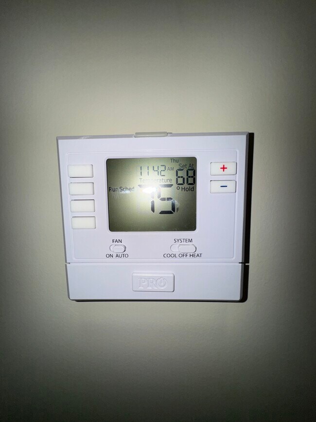 Foto del edificio - 921 52nd St NE