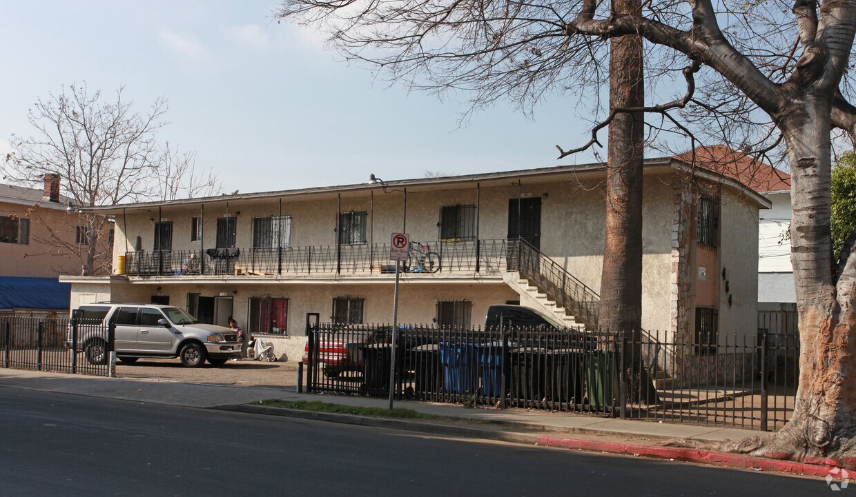 Foto principal - 464 E Adams Blvd
