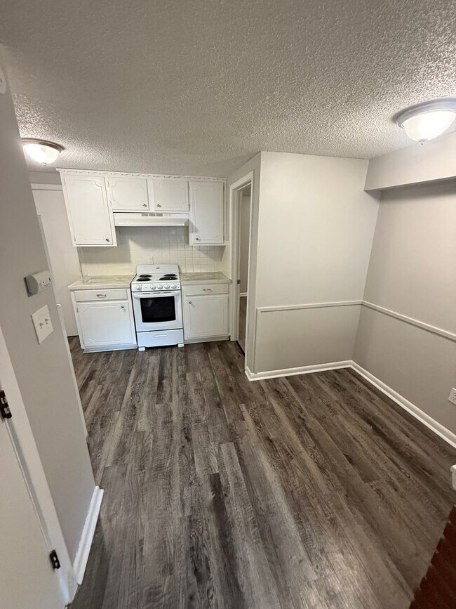 Foto del edificio - 903 1/2 Fredrick St